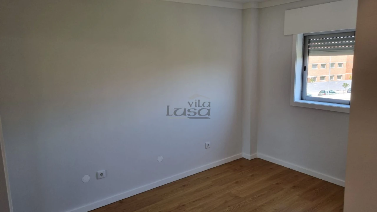 Apartamento T2 para Arrendamento em Bonfim Foto 8