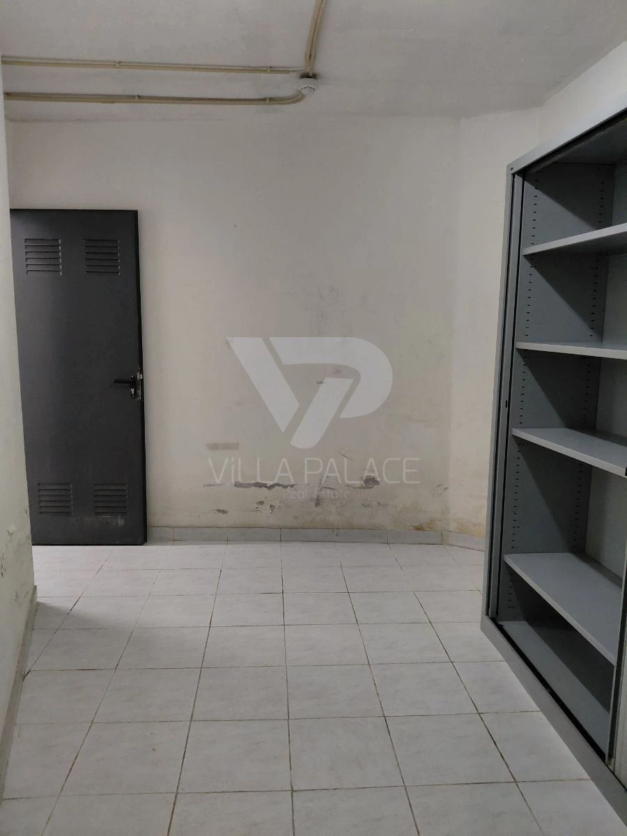 Loja para Venda em Parque das Nações Foto 23