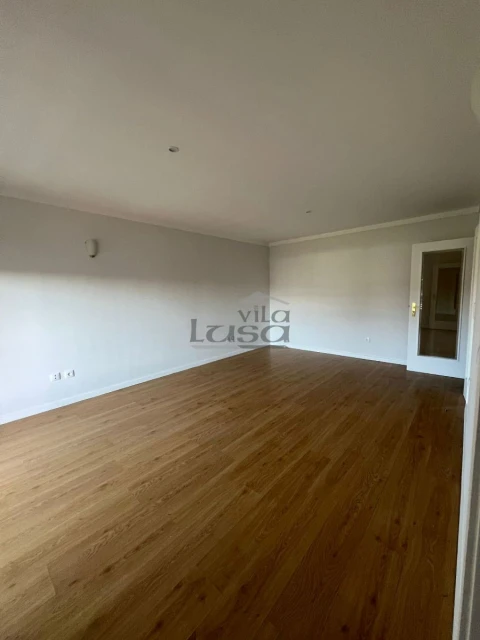 Apartamento T2 para Arrendamento em Bonfim