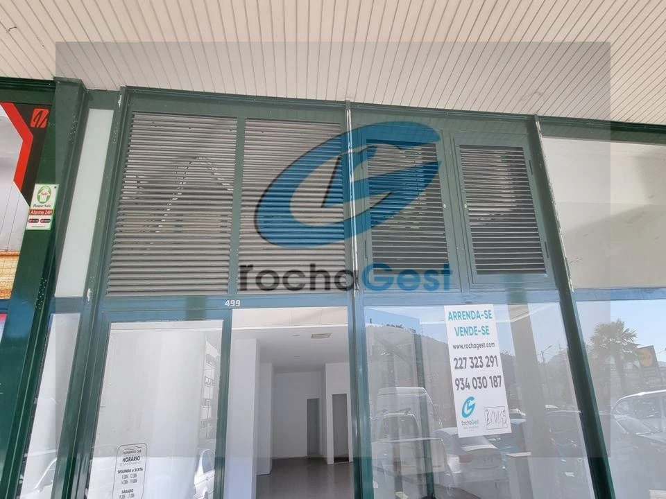 Loja para Arrendamento em Valongo Foto 2