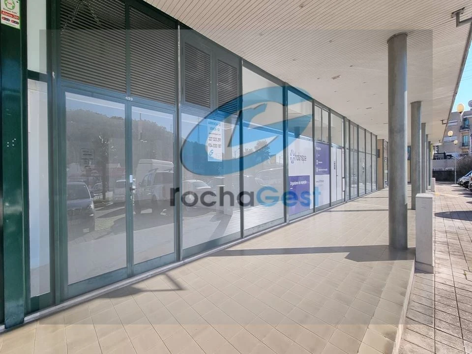 Loja para Arrendamento em Valongo Foto 4