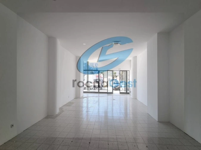 Loja para Arrendamento em Valongo Foto 8