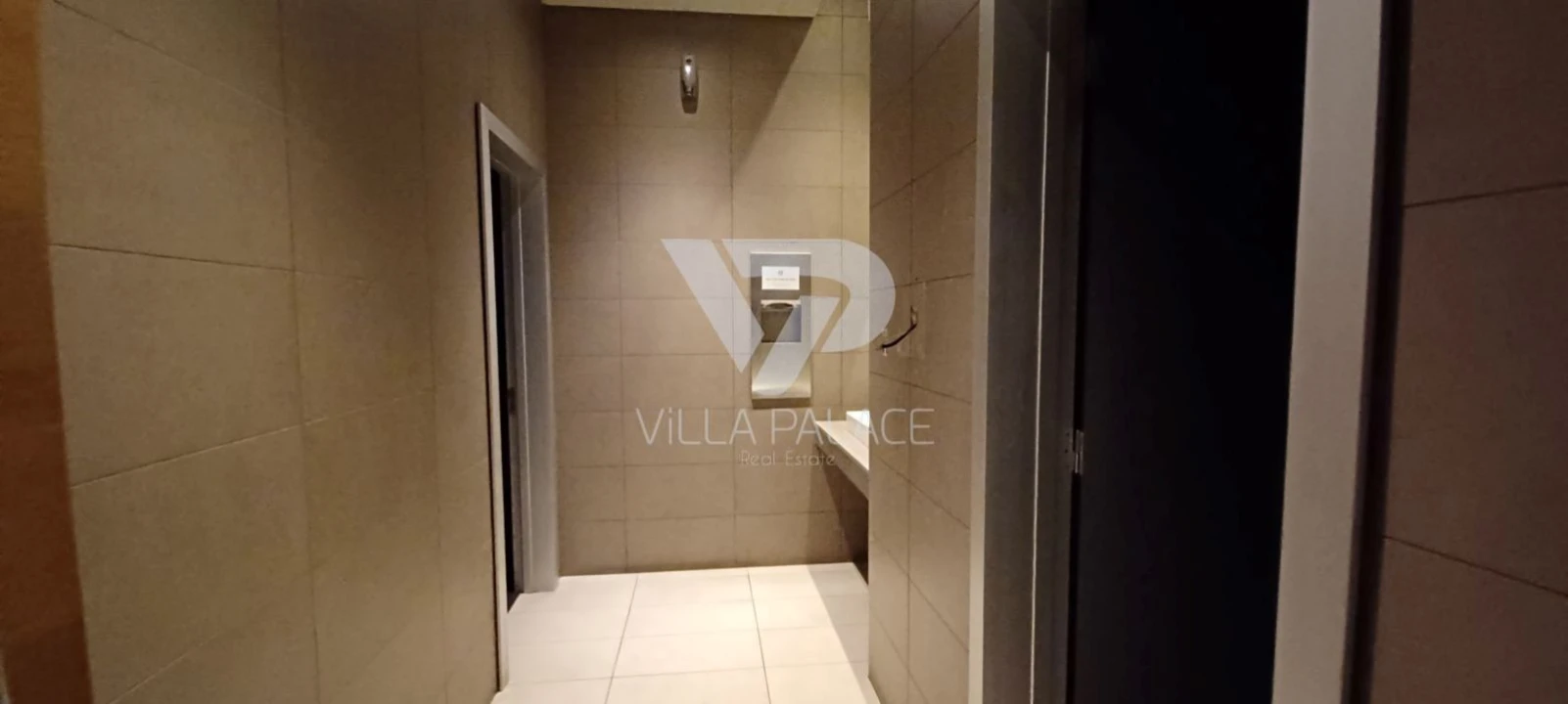 Loja para Venda em Parque das Nações Foto 6