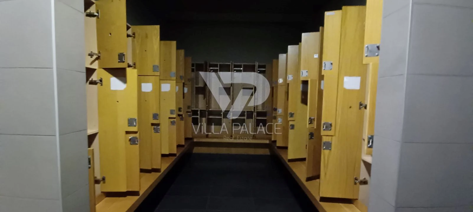 Loja para Venda em Parque das Nações Foto 12