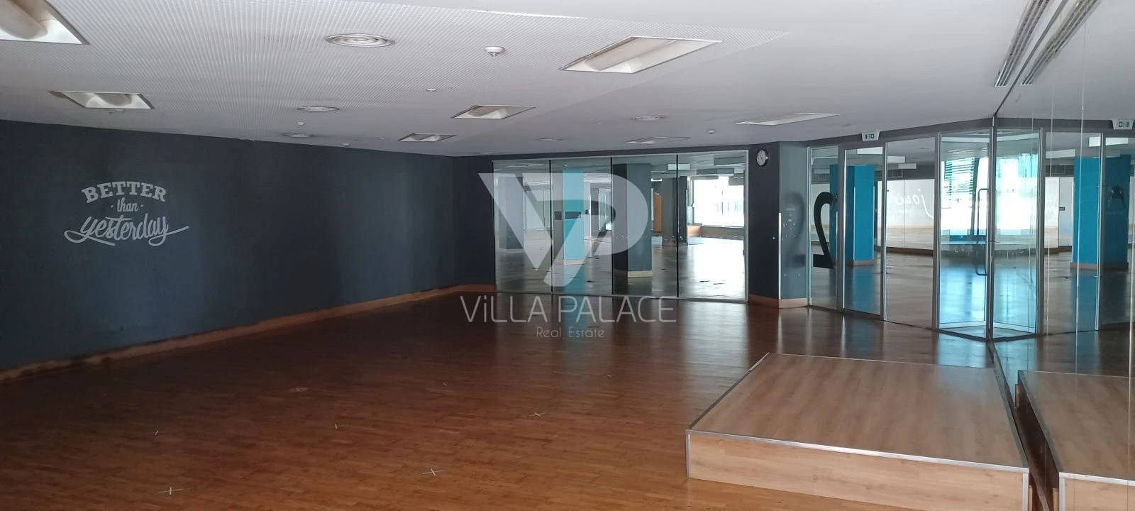 Loja para Venda em Parque das Nações Foto 20