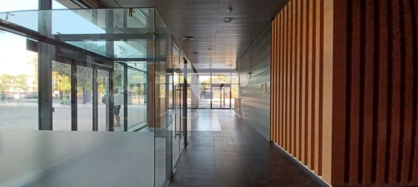 Loja para Venda em Parque das Nações