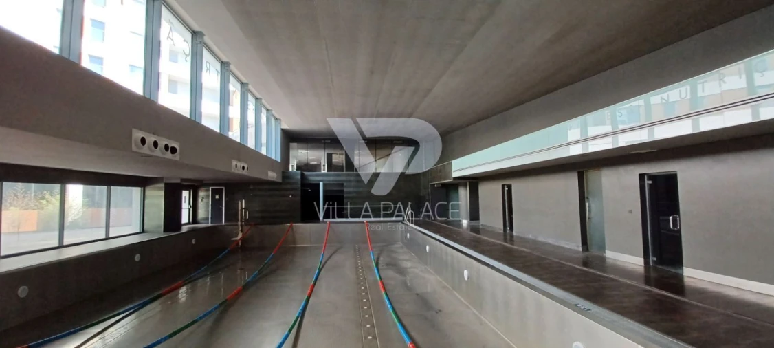 Loja para Venda em Parque das Nações Foto 14