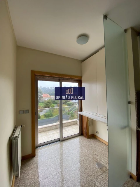 Apartamento T2 para Venda em São Felix da Marinha