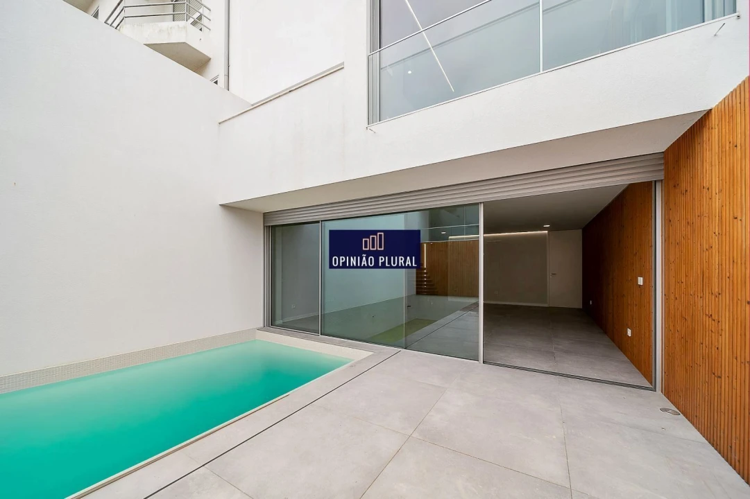 Moradia T4 para Venda em Canidelo Foto 3