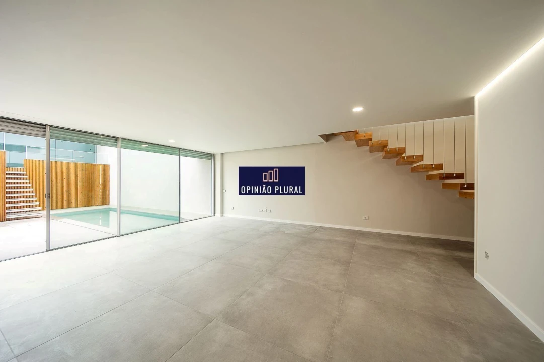 Moradia T4 para Venda em Canidelo Foto 33