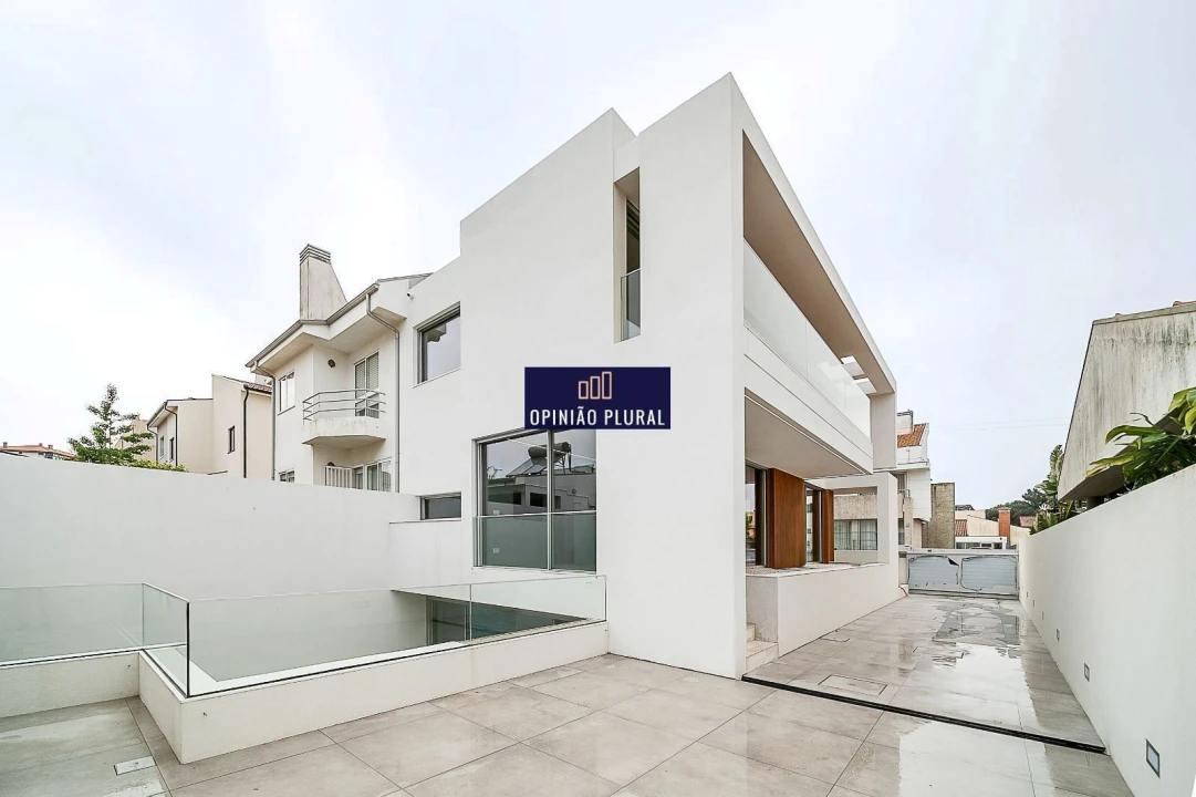 Moradia T4 para Venda em Canidelo Foto 35