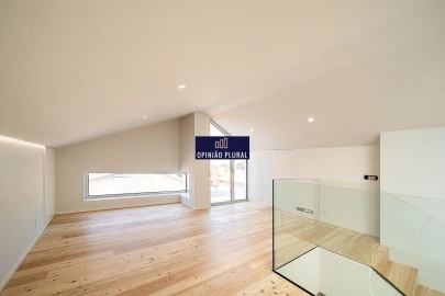 Moradia T4 para Venda em Canidelo