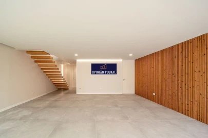 Moradia T4 para Venda em Canidelo