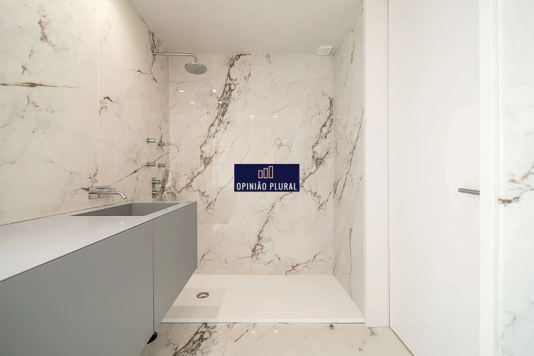 Moradia T4 para Venda em Canidelo Foto 15