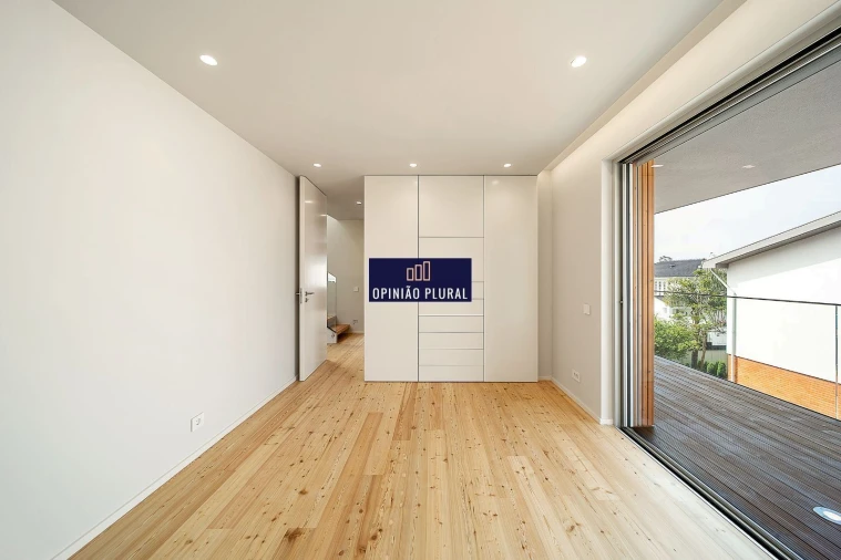 Moradia T4 para Venda em Canidelo Foto 17