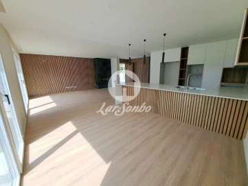 Moradia T4 para Venda em Palmeira