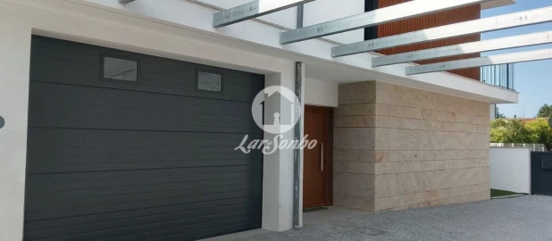 Moradia T4 para Venda em Palmeira