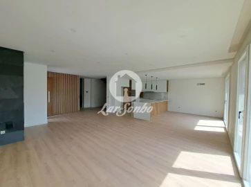 Moradia T4 para Venda em Palmeira