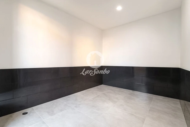 Moradia T4 para Venda em Palmeira Foto 12