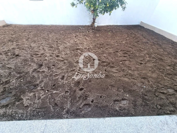 Moradia T4 para Venda em Palmeira Foto 14