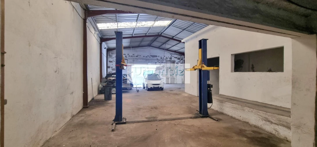 Armazém para Venda em Santa Marinha e São Pedro da Afurada Foto 7