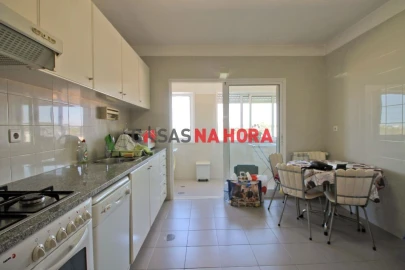 Apartamento T2 para Arrendamento em Milheiros