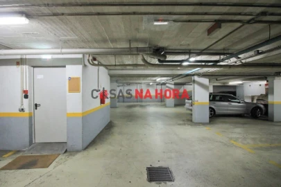 Apartamento T2 para Arrendamento em Milheiros