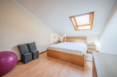 Apartamento T4 para Venda em Ermesinde