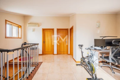 Apartamento T4 para Venda em Ermesinde