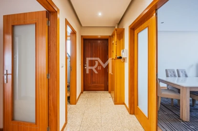 Apartamento T4 para Venda em Ermesinde