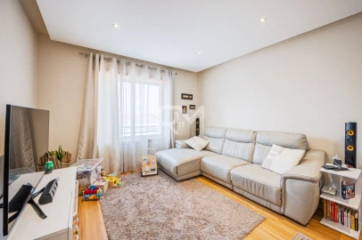 Apartamento T4 para Venda em Ermesinde