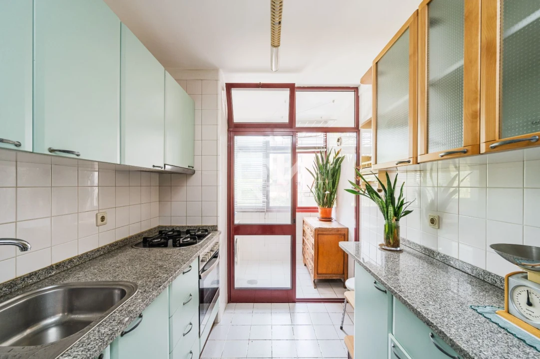 Apartamento T3 para Venda em Ramalde Foto 9