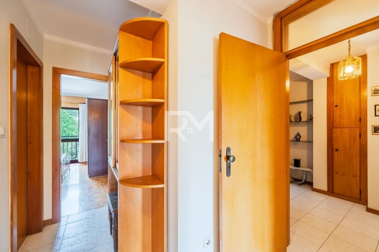 Apartamento T3 para Venda em Ramalde Foto 16