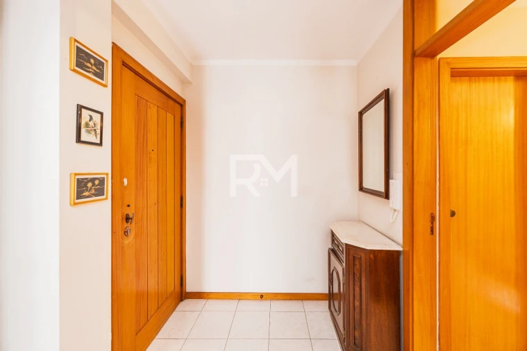 Apartamento T3 para Venda em Ramalde Foto 12