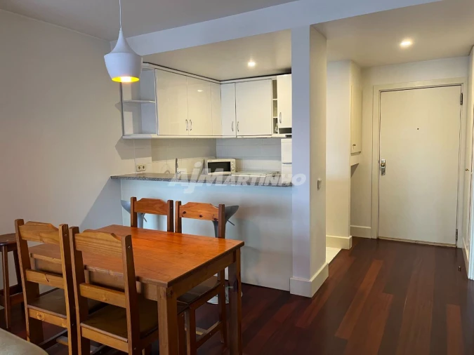 Apartamento T1 para Arrendamento em Ramalde Foto 5