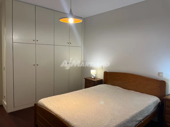 Apartamento T1 para Arrendamento em Ramalde Foto 14
