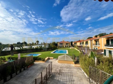 Moradia T3 para Venda em Cascais e Estoril