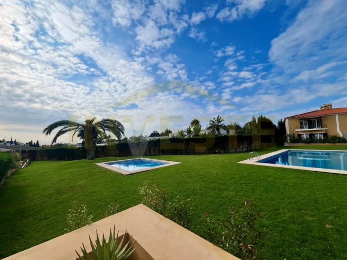 Moradia T3 para Venda em Cascais e Estoril Foto 2