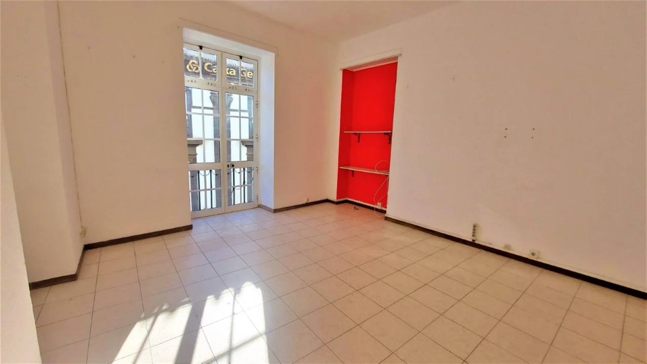 Escritório para Arrendamento em Funchal (Se) Foto 1