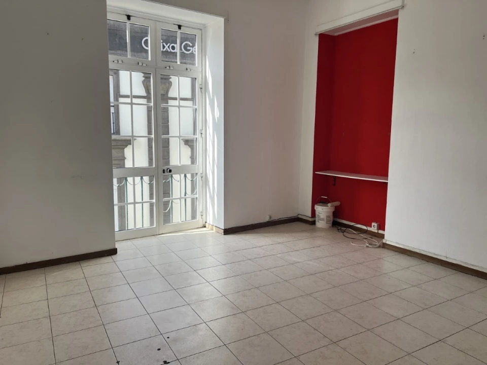 Escritório para Arrendamento em Funchal (Se) Foto 5