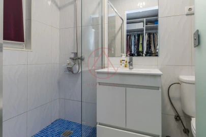 Moradia T2 para Venda em Baixa da Banheira e Vale da Amoreira