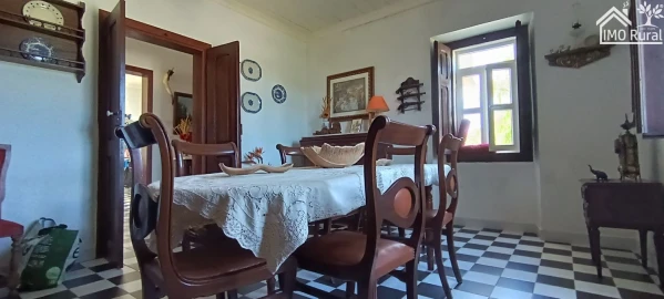 Moradia T5 para Venda em Santa Eulalia