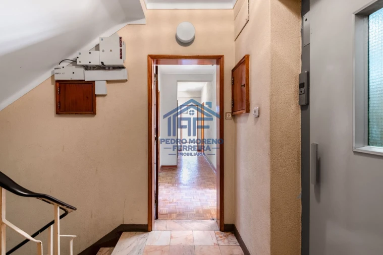 Apartamento T3 para Venda em Covilhã e Canhoso Foto 11