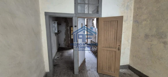 Loja para Venda em Covilhã e Canhoso
