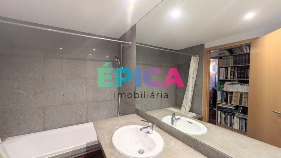 Apartamento T3 para Venda em Santa Clara Foto 30