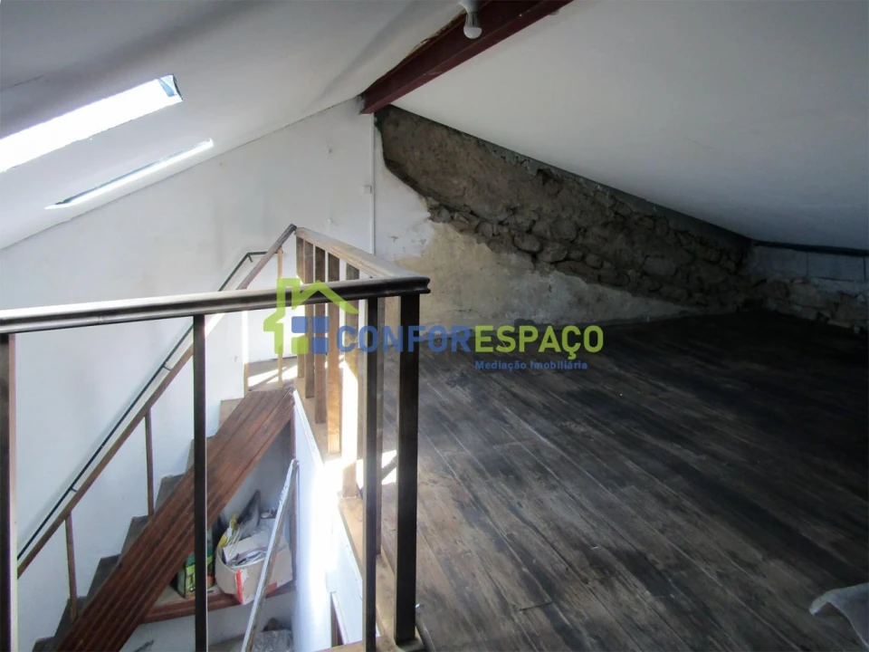 Moradia T2 para Venda em Escalos de Cima e Lousa Foto 24