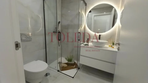 Apartamento T2 para Venda em Benfica