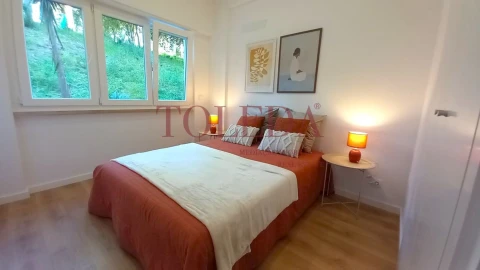 Apartamento T2 para Venda em Benfica