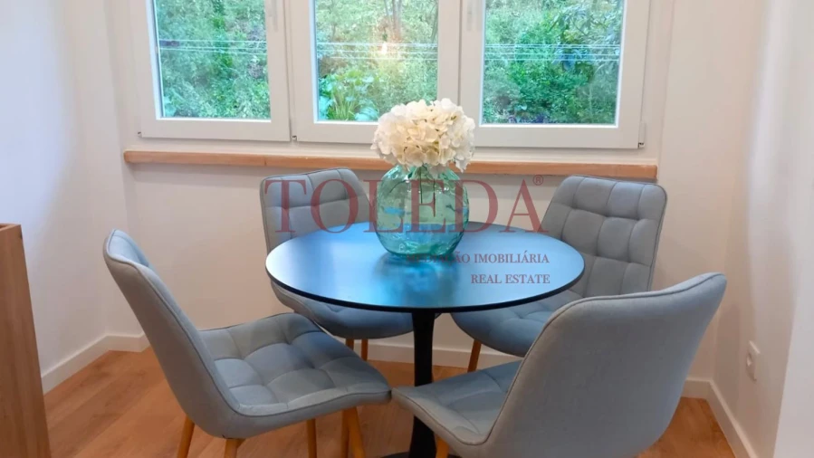 Apartamento T2 para Venda em Benfica Foto 7