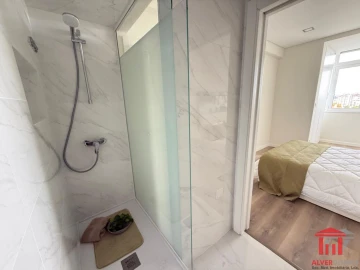 Apartamento T3 para Venda em Benfica